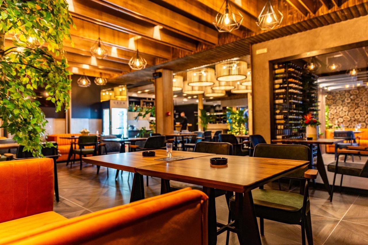 Hotel Forest Pale Ngoại thất bức ảnh